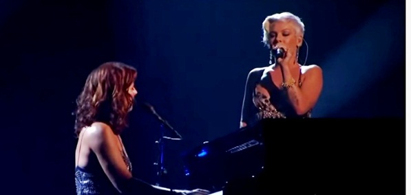 sarah mclachlan and pink angel american music awards live