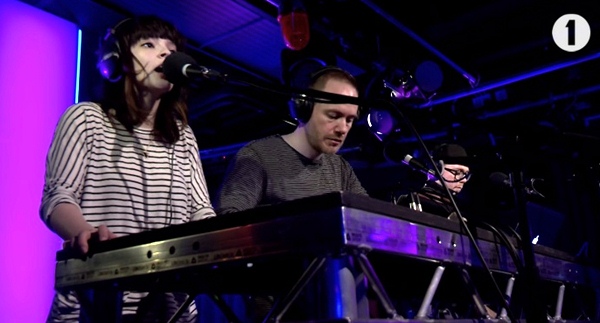 Chvrches Cry Me a River cover radio1