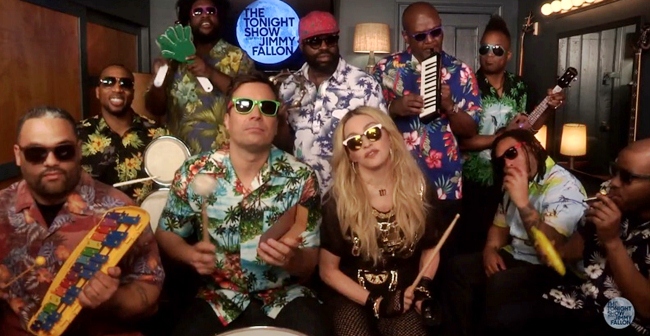 Madonna sings 'Holiday' with The Roots