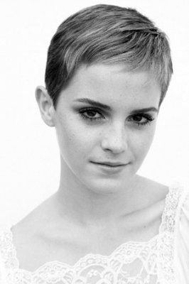 Emma Watson Gets Cute New Pixie Haircut