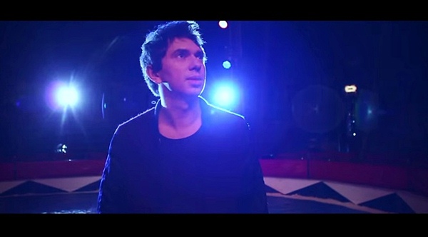 Julian le Play’s  ‘Die Melodrom Theater Tour 2014’ Kicks Off Today (Video)