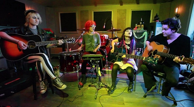 Hey Violet Signed to Hi or Hey Records: Awesome Pop Rock (Video)
