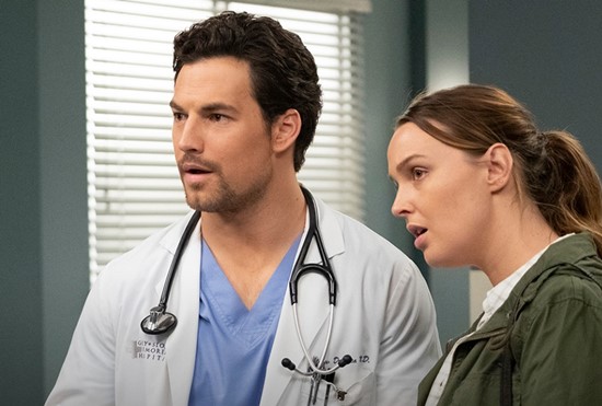 Listen to Regina Price ‘Hanging on the Edge’ from Grey’s Anatomy, Season 15, Ep. 25, “Jump Into the Fog”
