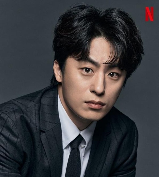 Koo Kyo Hwan starring in sci-fi film In Search of the King – Won Shin Yun-directed work also stars Yoo Jae Myung and Seo Hyun