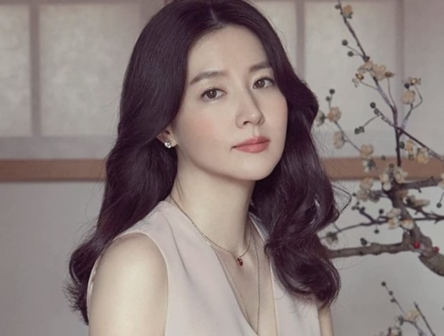 Lee Young Ae confirmed as starring in Maestra based on French drama ...