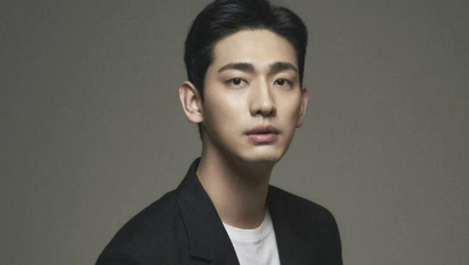 Yoon Park starring in revenge drama Beneficial Fraud alongside Kim Dong Wook and Chun Woo Hee